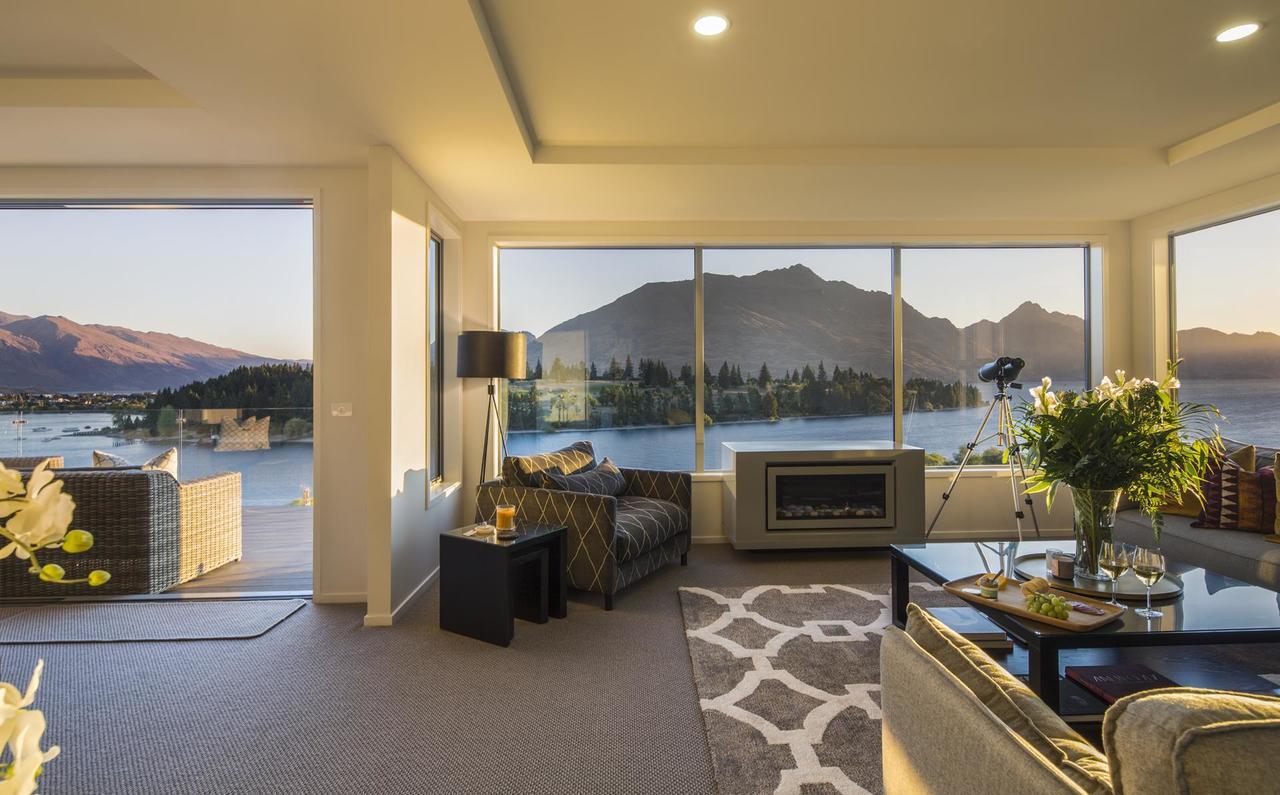 Lakefront Luxury By Amazing Accom Куийнстаун Екстериор снимка